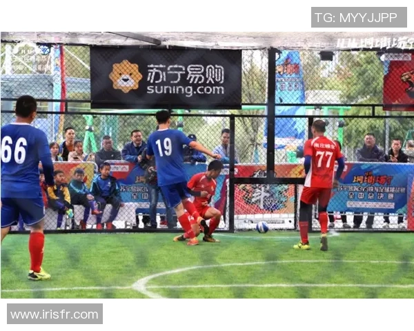 足球明星与中国零食的奇妙碰撞探索美味与运动的完美结合